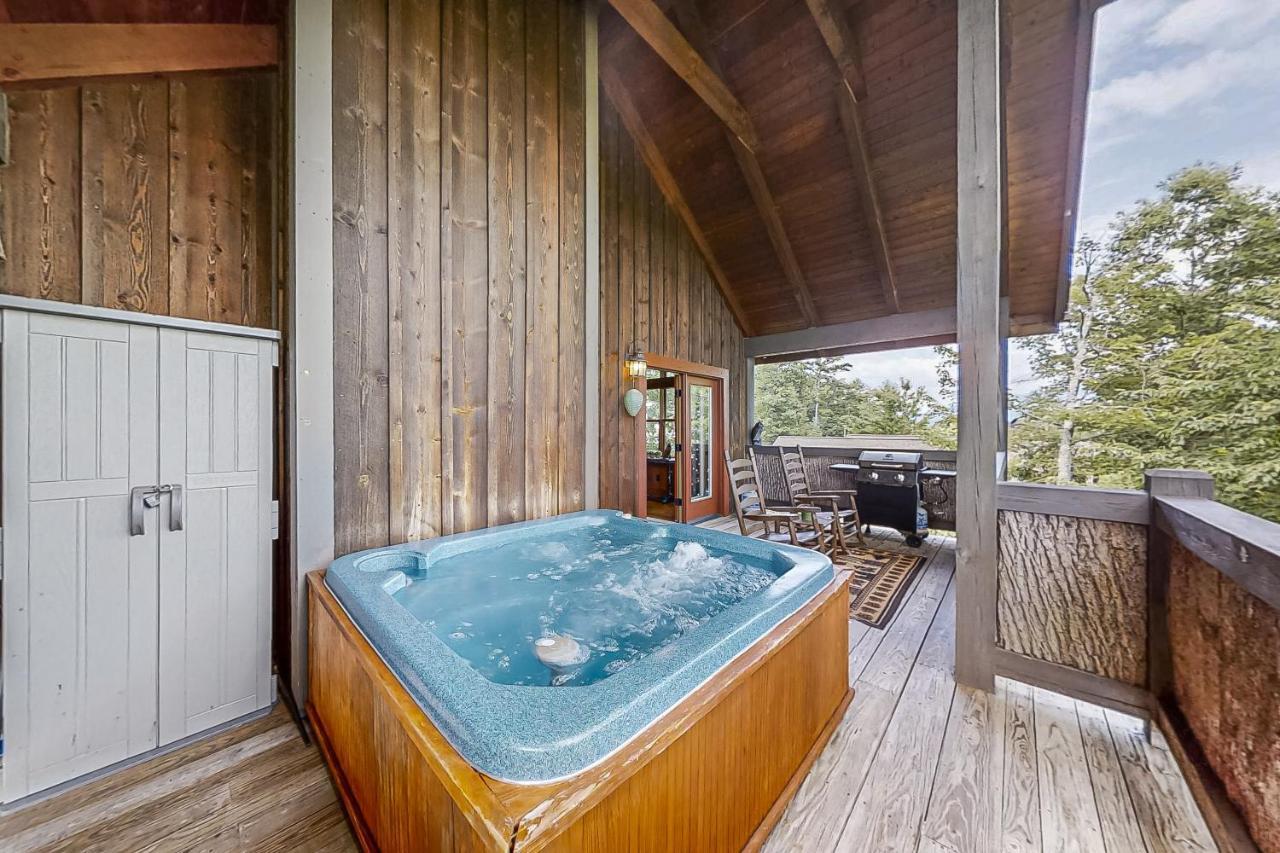 Mountain Solitude Cabin Уеър Вали Екстериор снимка