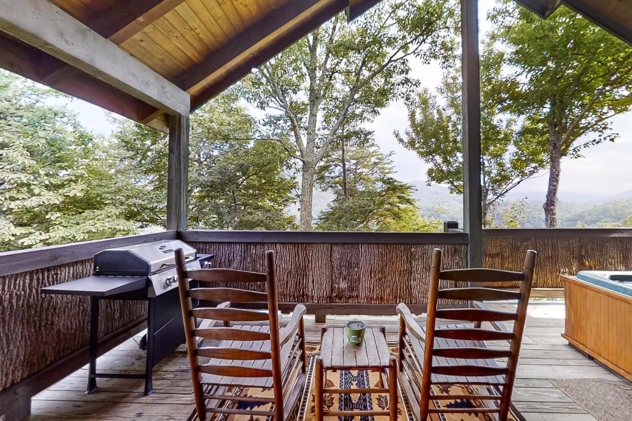 Mountain Solitude Cabin Уеър Вали Екстериор снимка